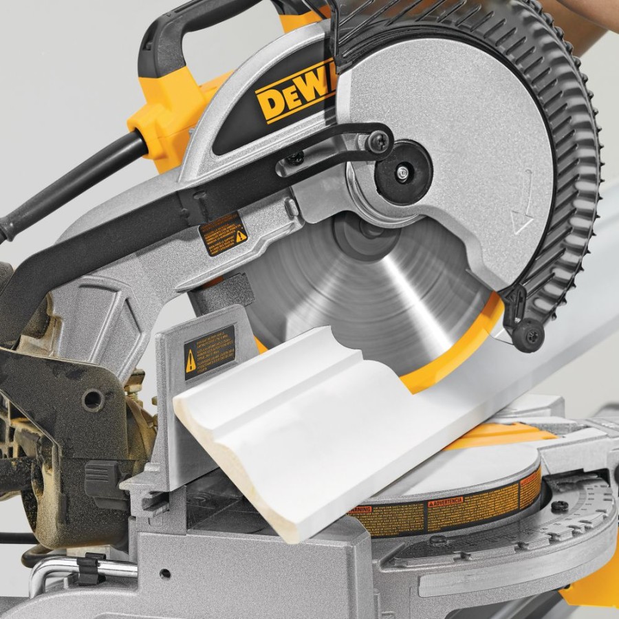 Sawing * Dewalt Dws713 10 Single-Bevel Compound Miter Saw